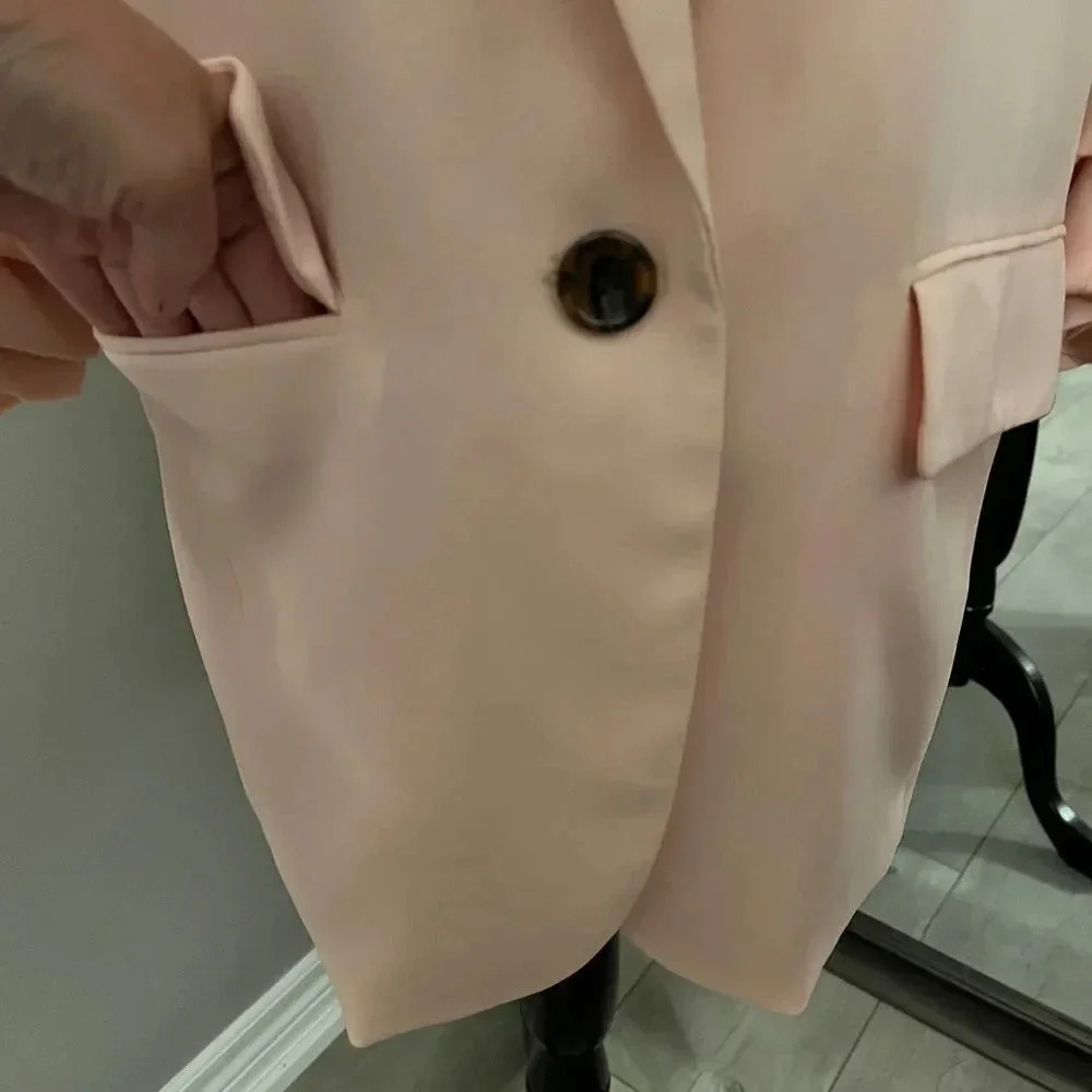 H&M Lightweight Pink Blazer Lined Quarter Ruched Sleeve Pockets, Size 8 - Picture 2 of 8